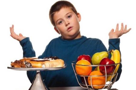 توصیه های تغذیه ای برای کودکان در معرض اضافه وزن و چاقی