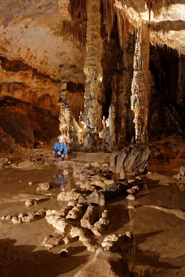 8000 سال پیش، انسان ها به اعماق غار تاریک فرانسوی رفتند؛ اما چگونه؟